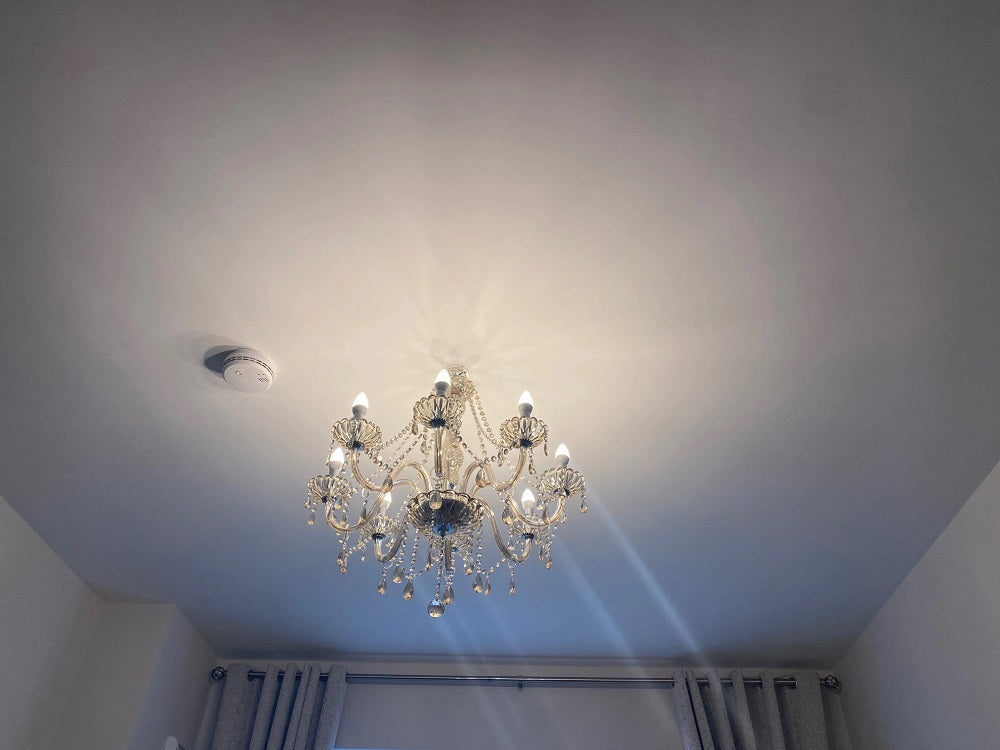 Crystal Chandelier - 8 Light Points - Diameter 76 cm - Classic Candle Style - Pendant For Living And Dining Rooms
