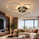 Zwarte vijf-ringen LED plafondlamp in moderne woonkamer