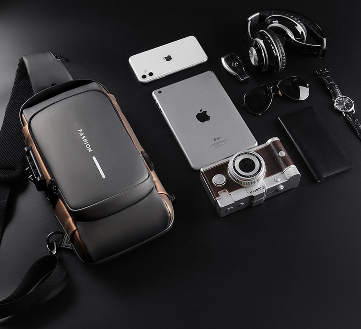 Shoulder Bag - Crossbody Bag - Men and Women - Waterproof - Anti-Theft - USB Port - Brown / Gray - RENEWED!
