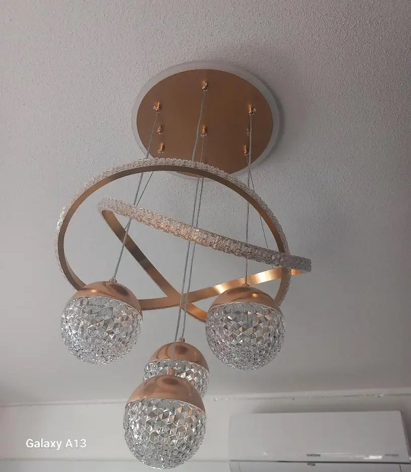 LuxiLamps - 4 Balls Hanging Lamp - Chandelier Living Room - Gold - Modern Lamp - 40 cm - Hanging Lamp