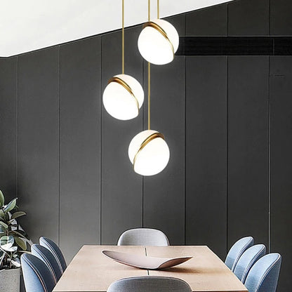 LuxiLamps - Bubble Ball Hanglamp - LED Kroonluchter - Decor Hanglamp - Wit/Goud - 15 cm - Led Hanglamp