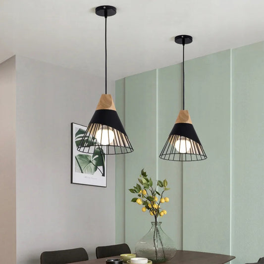 Modern Elegant Pendant Lamp - Wooden Accent - Black - 25 cm - Dining Room Lamp - Chandelier - Black - Living Room Lamp