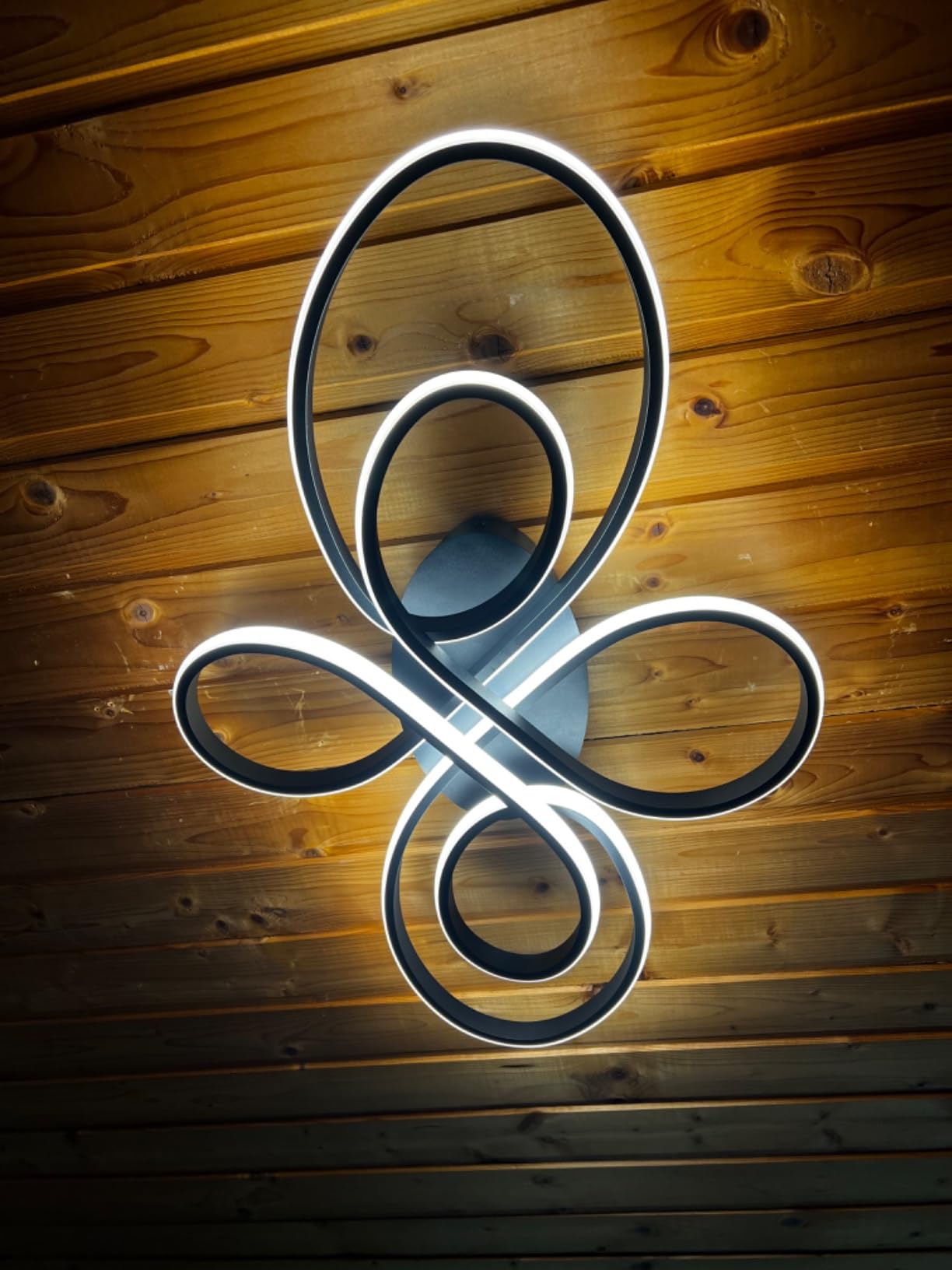 Moderne Plafondlamp - Luxe LED Kroonluchter - Dimbaar - Vlindervorm - 80 cm - Woonkamerlamp - Zwart - Plafoniere - 78W