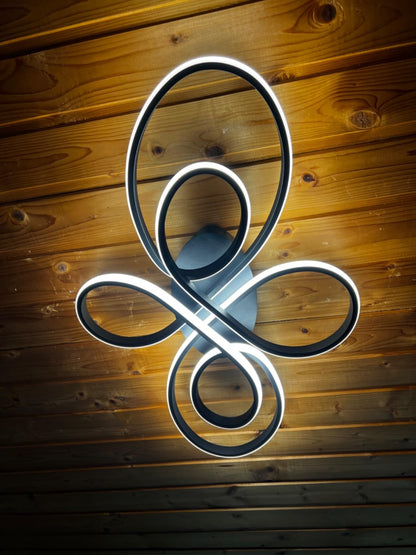 Moderne Plafondlamp - Luxe LED Kroonluchter - Dimbaar - Vlindervorm - 80 cm - Woonkamerlamp - Zwart - Plafoniere - 78W
