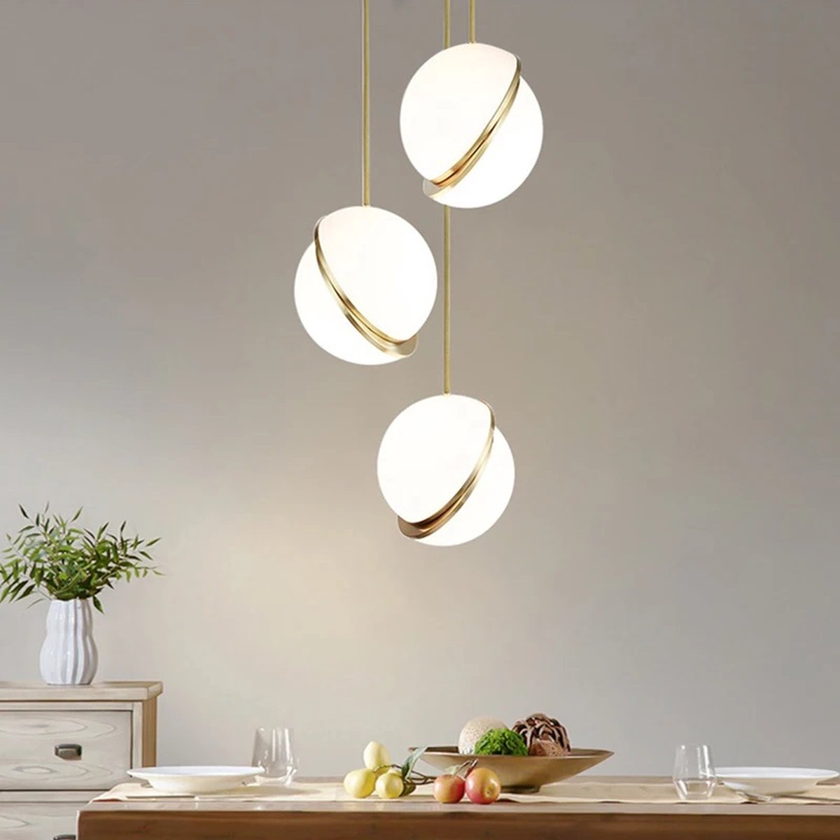 LuxiLamps - Bubble Ball Hanglamp - LED Kroonluchter - Decor Hanglamp - Wit/Goud - 15 cm - Led Hanglamp